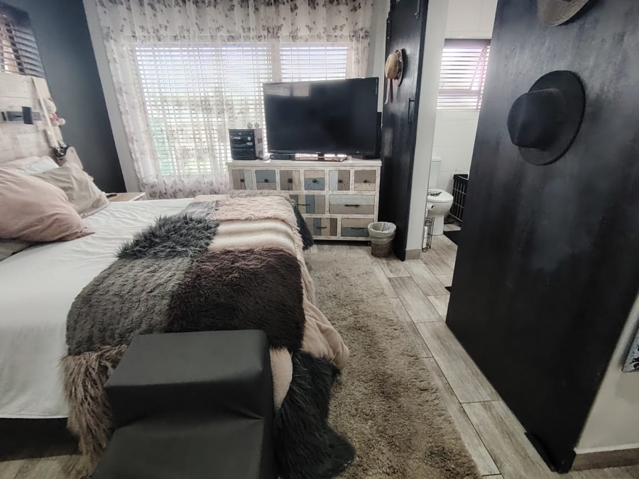 3 Bedroom Property for Sale in Tergniet Western Cape